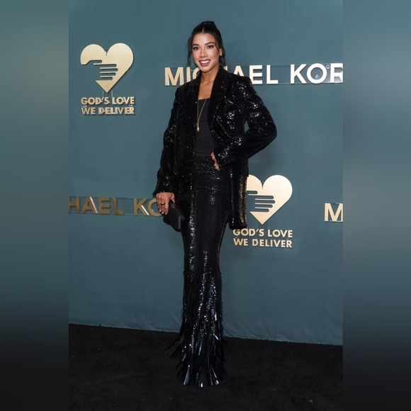 Like "💓" for more tips! #fashionforecast 2024 - Picture 9 of 10